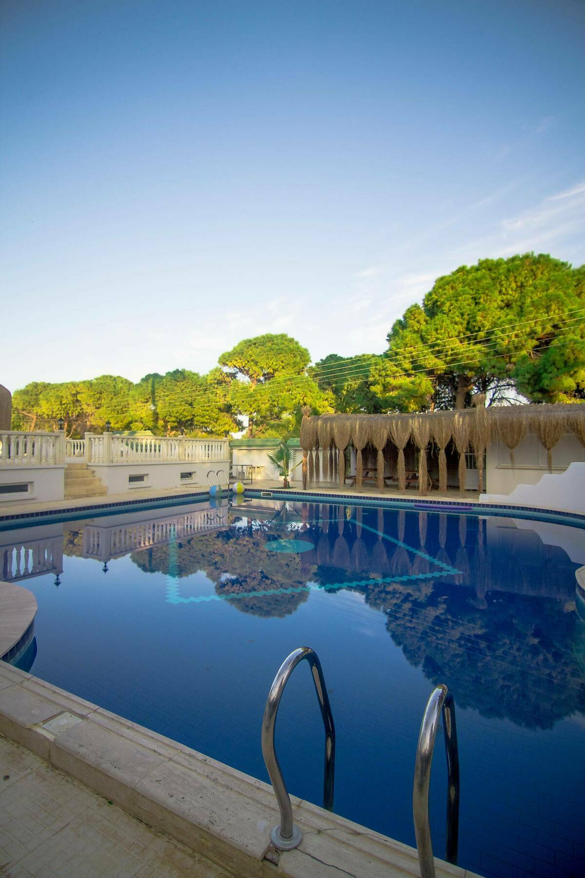 The Pine Bay Club Ξενοδοχείο Κερύνεια Εξωτερικό φωτογραφία