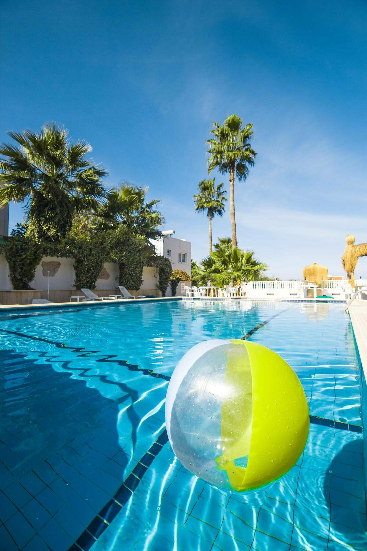 The Pine Bay Club Ξενοδοχείο Κερύνεια Εξωτερικό φωτογραφία